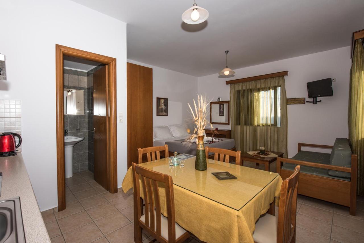 Magnolia Apartments And Studios Falasarna Exterior photo